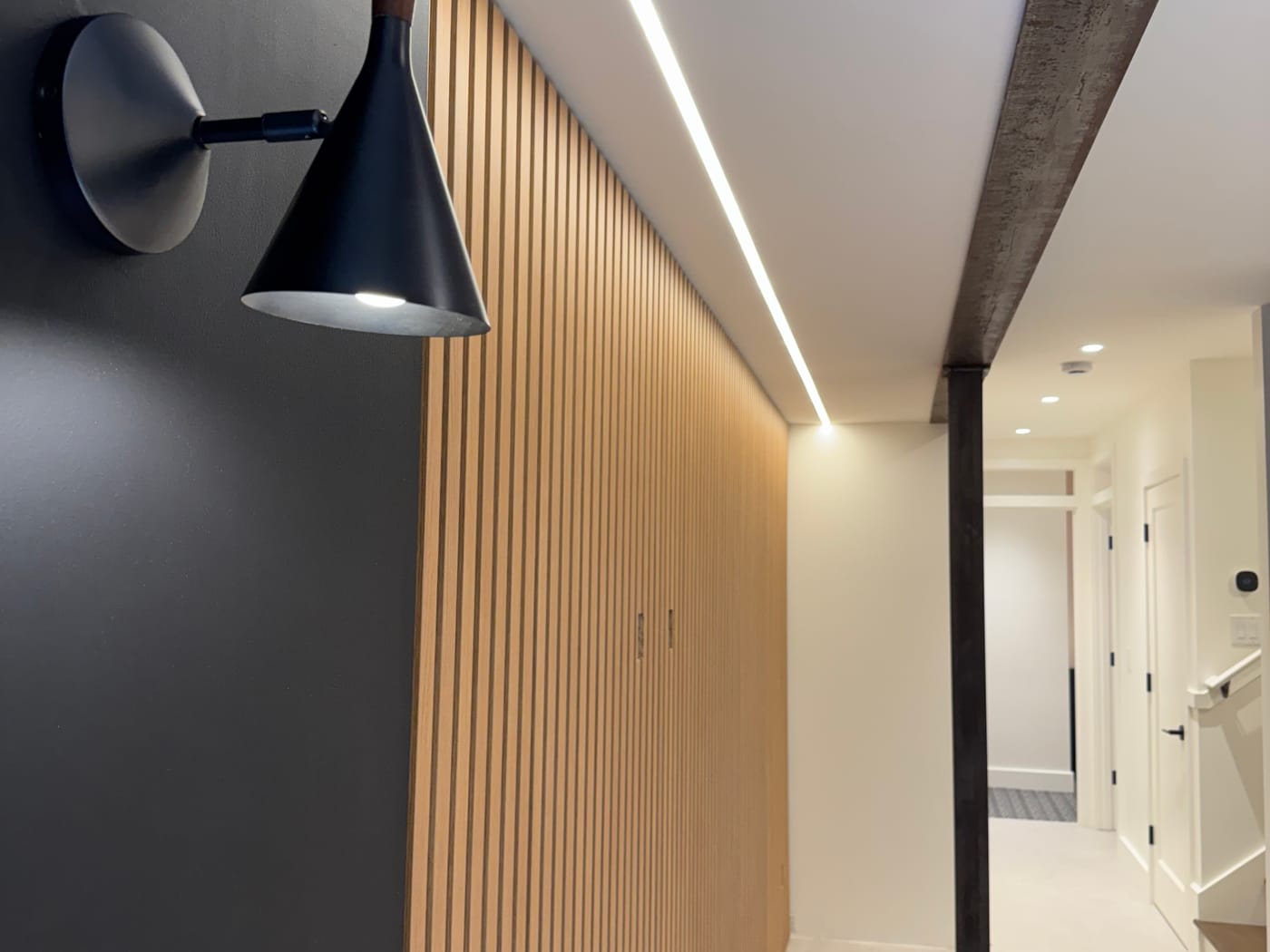 Hallway with integrated LED cove lighting